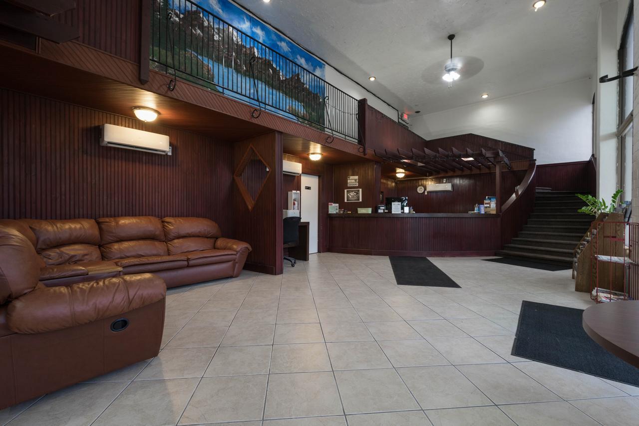 Little Suites Provo Extended Stay מראה חיצוני תמונה