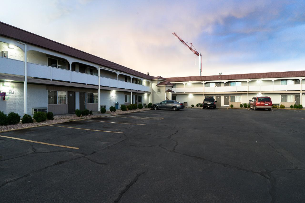 Little Suites Provo Extended Stay מראה חיצוני תמונה