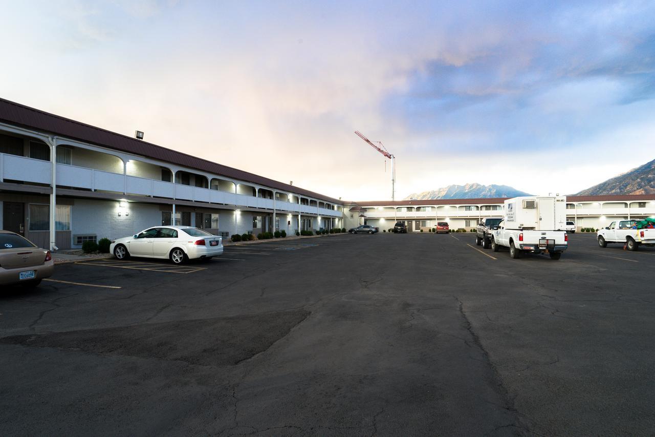 Little Suites Provo Extended Stay מראה חיצוני תמונה